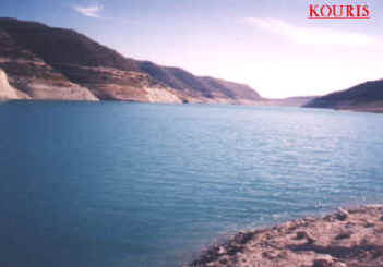 Kouris dam in cyprus carp roach bream bass and zander.jpg (14287 bytes)